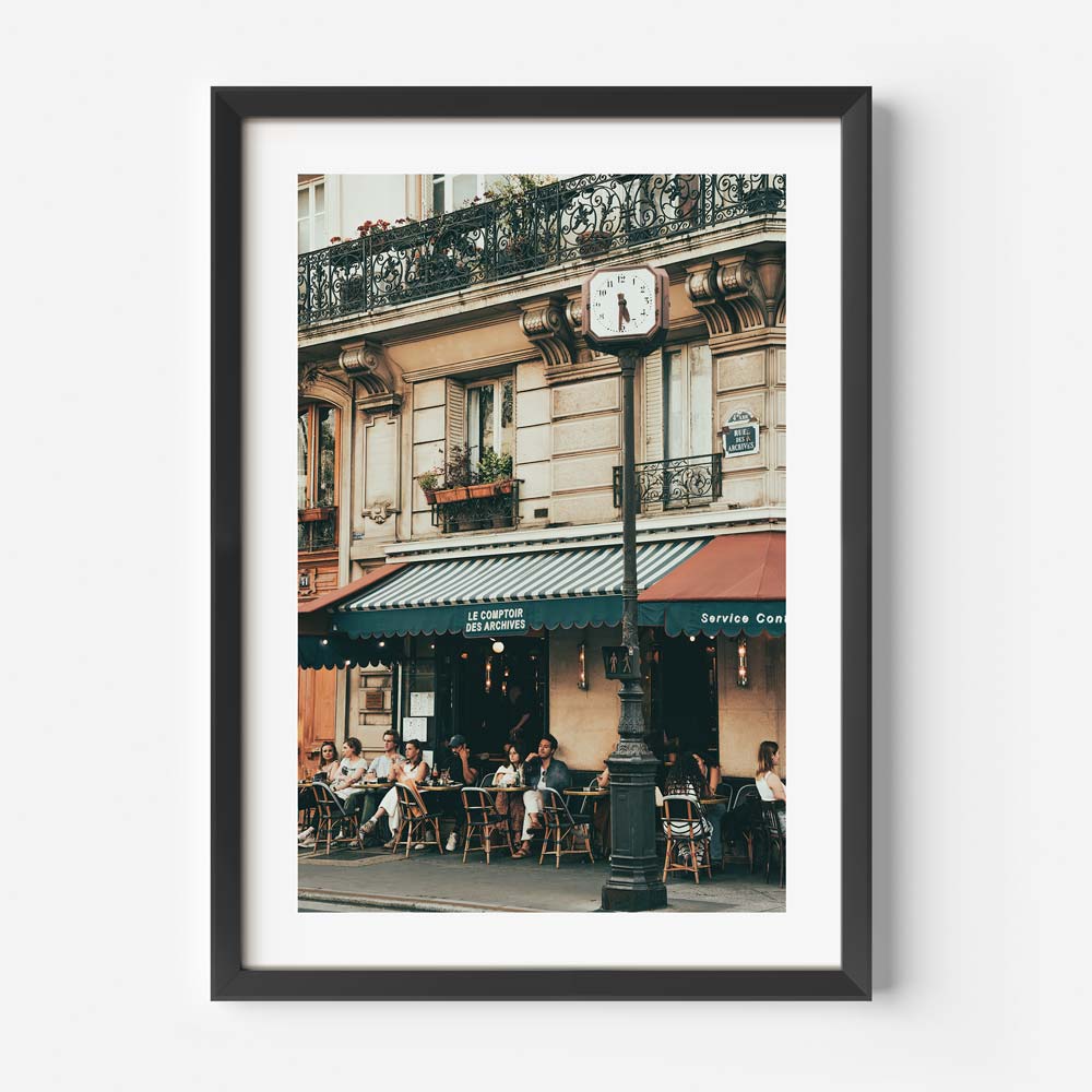 Bring the charm of Parisian bistros to your walls with this exquisite framed photograph of Le Comptoir.