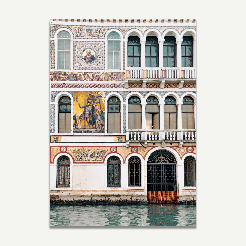 Palais Barbarigo façade wall art with ornate mosaic details on the Grand Canal – refined Venetian architecture for elegant home decor.