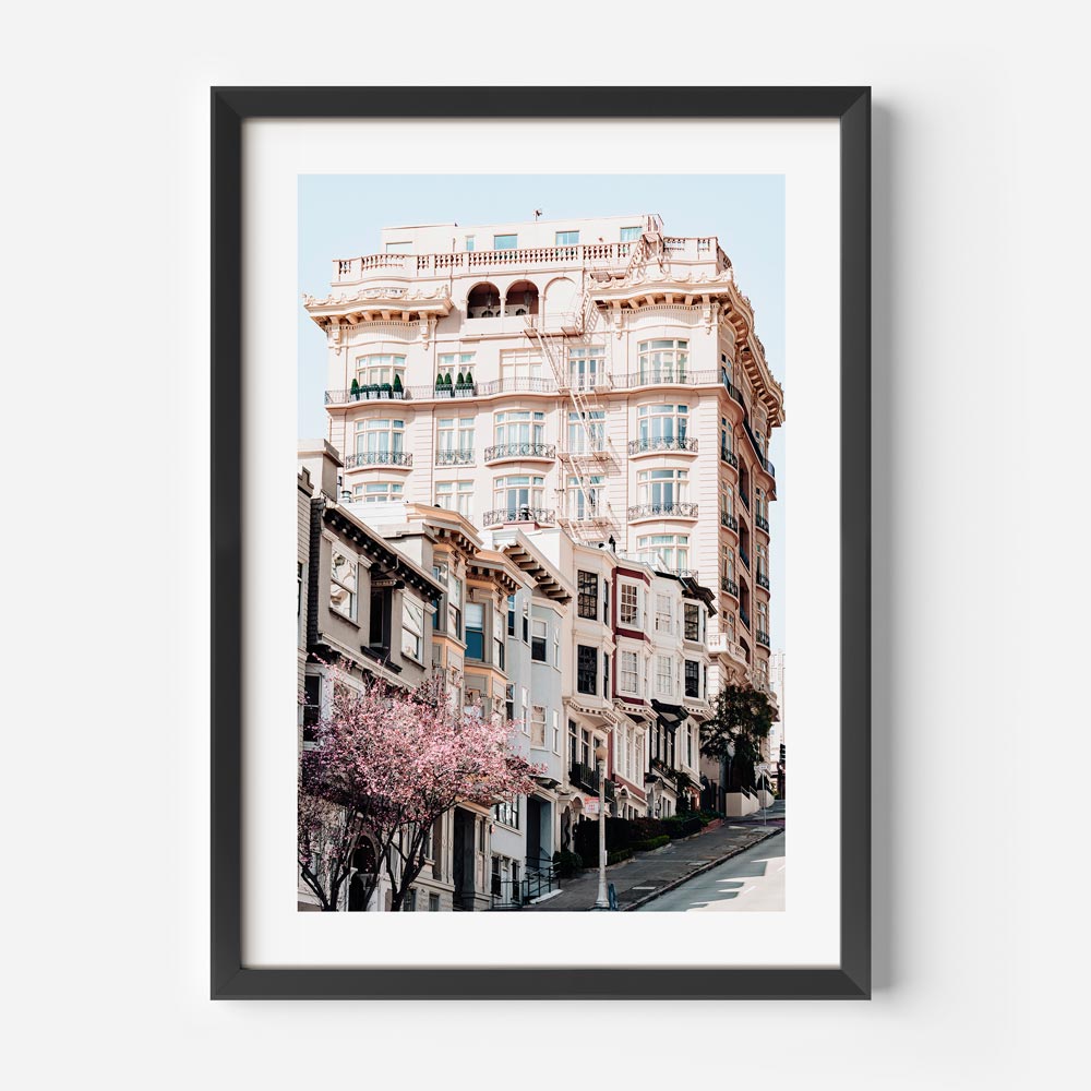 Elegant Victorian home print for city-inspired decor.
